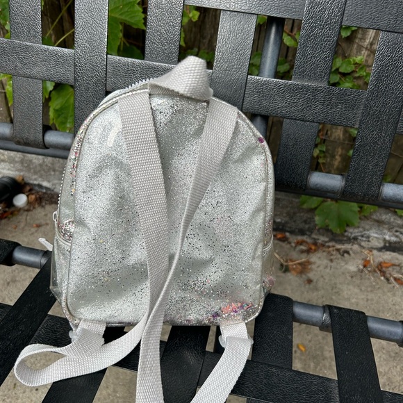 Cute Backpack - Picture 3 of 4